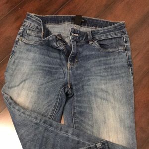 White House Black market cropped jeans